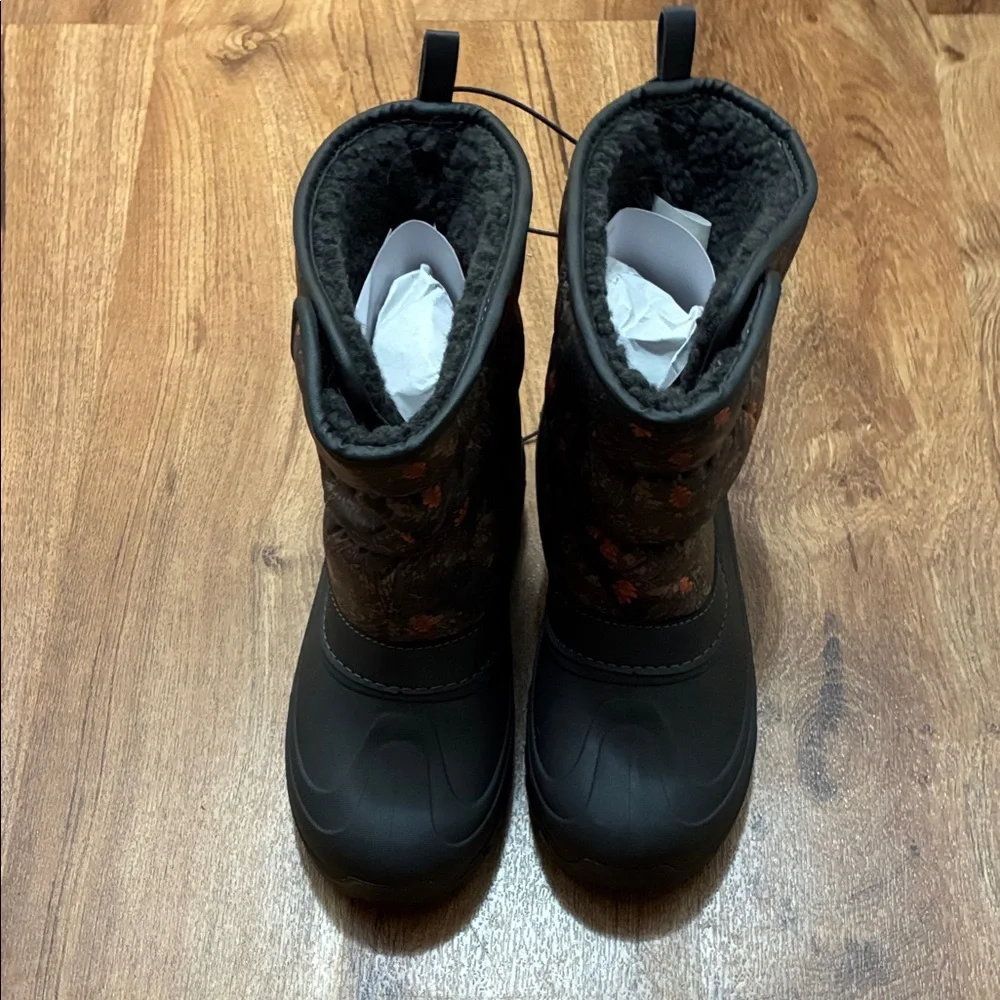 Western Chief Black Kids Snow Boots with Floral Upper - Dual size US 2/3
